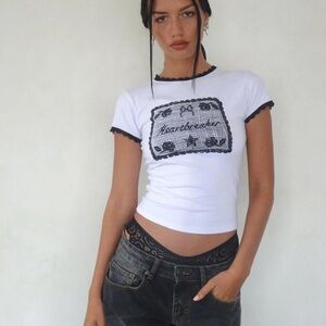 Motel Rocks White and Black Zyzy baby tee Fitted Crop